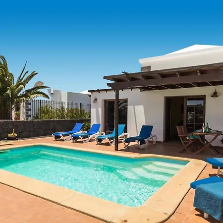 Siroco Lanzarote By بلايا بلانكا